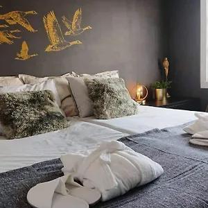 3* Maison d'hôtes Carmen -- Boutique By The Sea